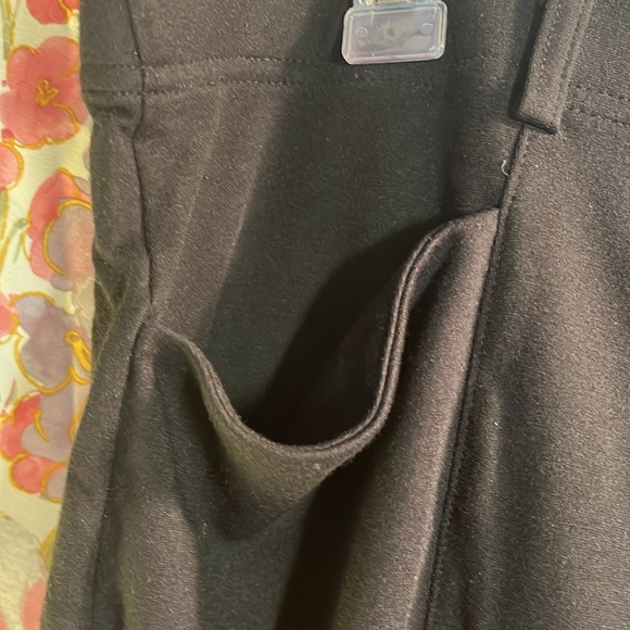 Dress Pants in Black -Size 3XL - Picture 4 of 5